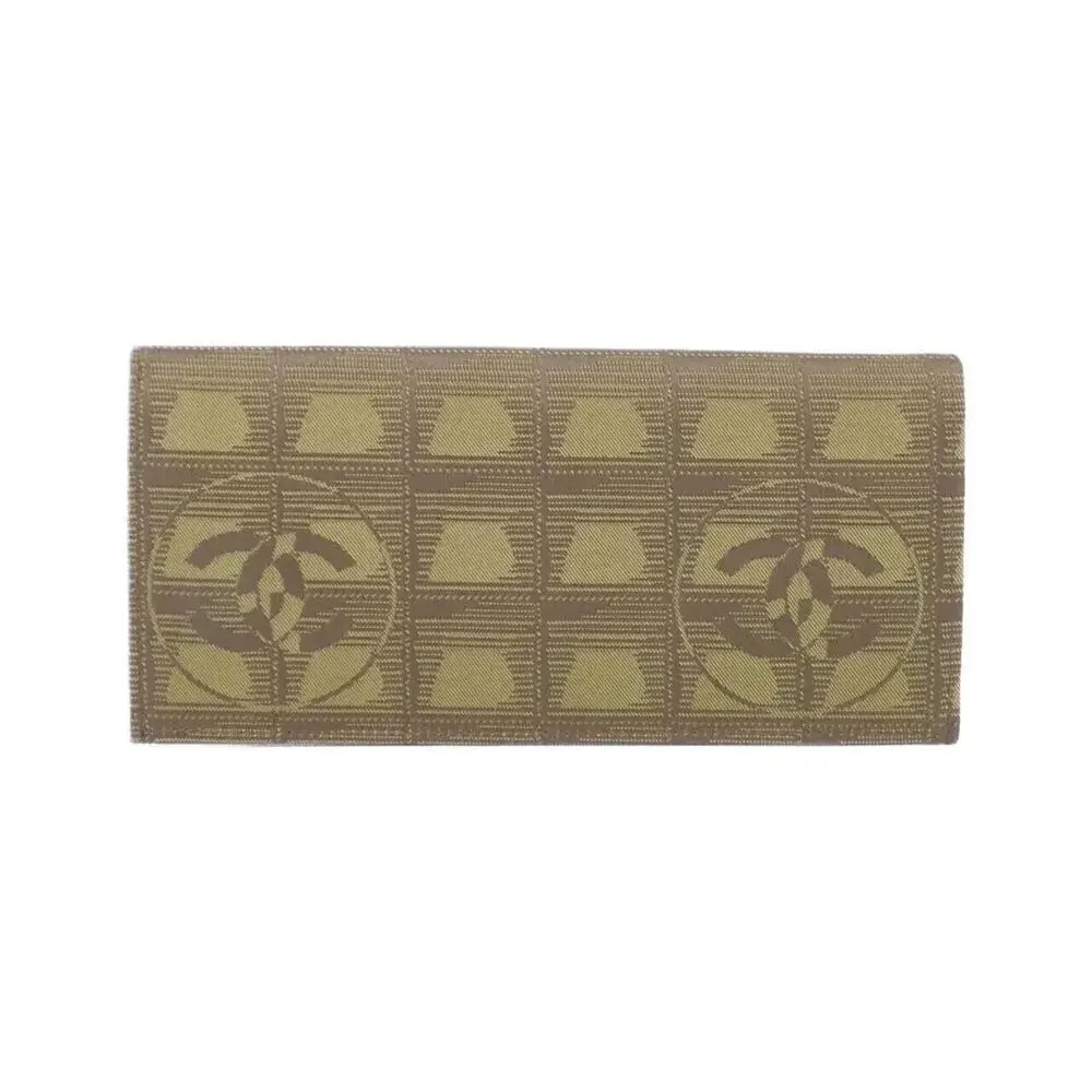 CHANEL Green Wallet